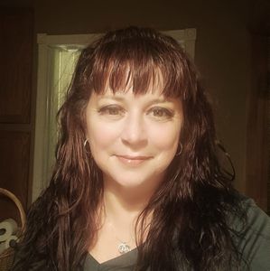 Meet your Posher, Caroline come get to know me on FB " CAROLINE  SPECK